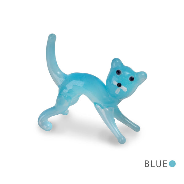 NIP the perky cat Collectible Miniature Glass Figurine in Tynies Colle